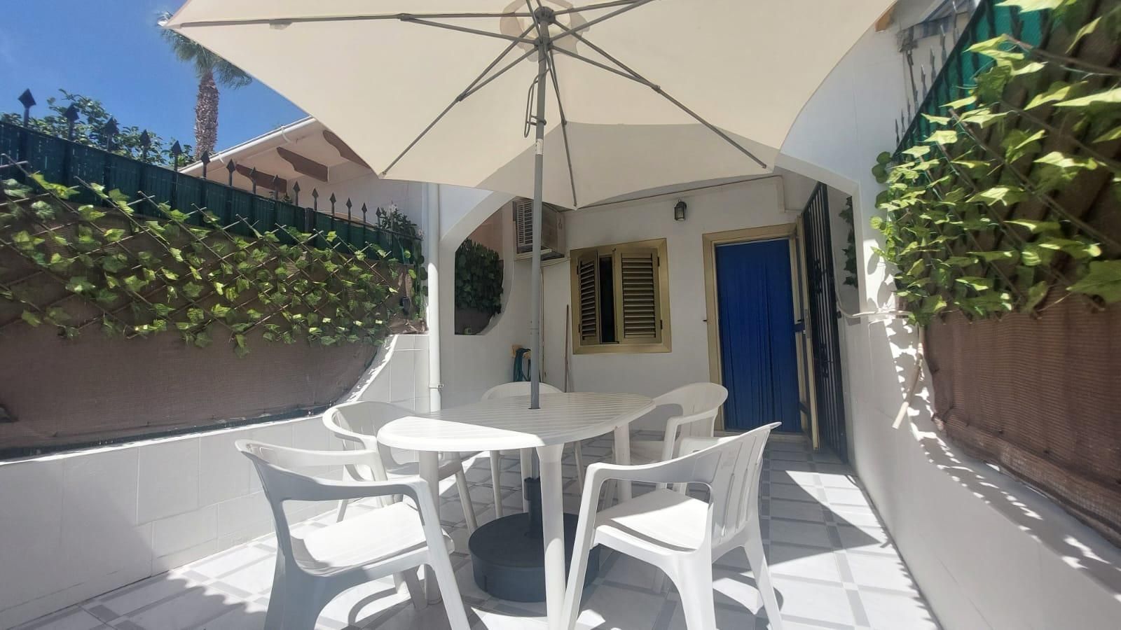 Terrace of Single-family semi-detached for sale in Los Alcázares  with Private garden
