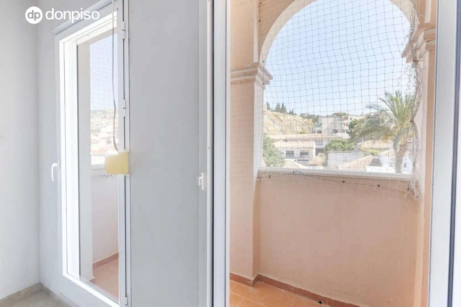 Piso con ascensor en venta en Avenida de Sierra Nevada 90, imagen 4