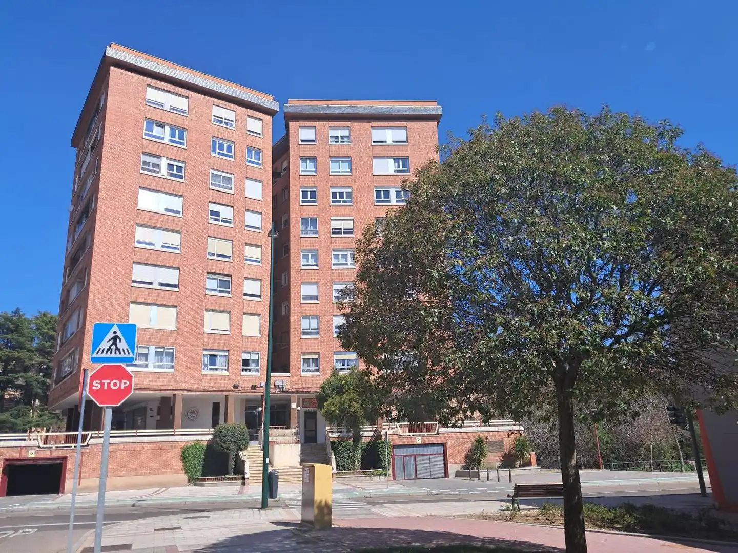 Vista exterior de Piso en venta en Valladolid con Calefacción, Parquet y Balcón
