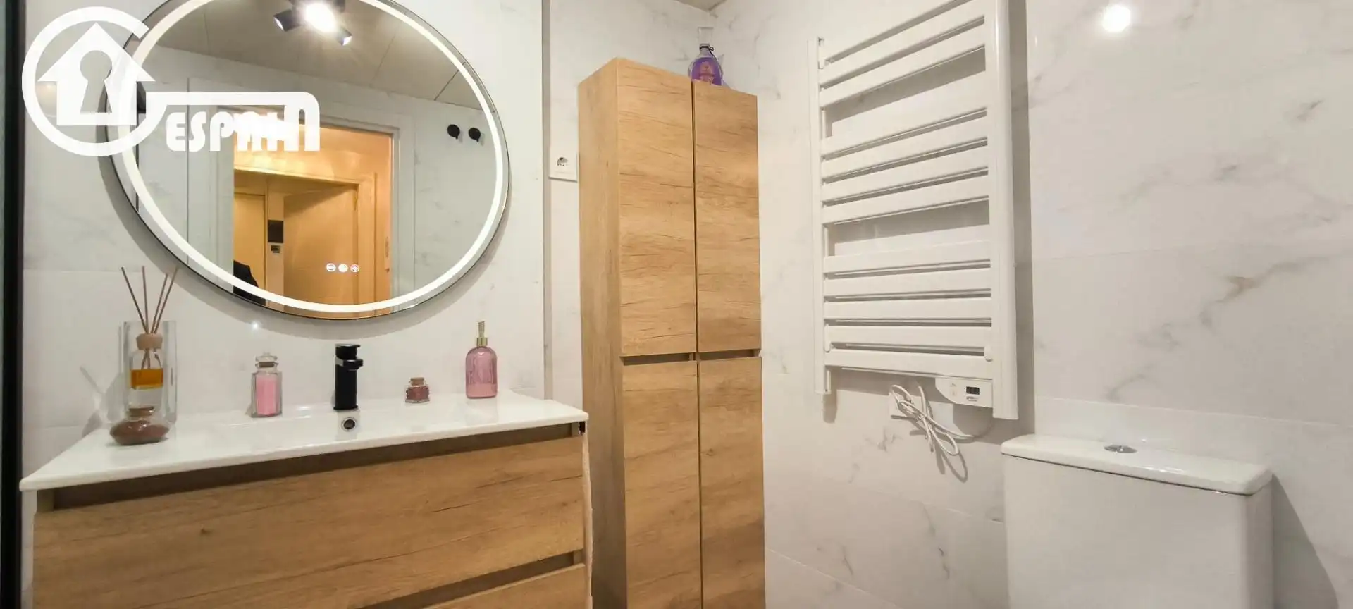 Bathroom of Flat for sale in Madrid  with Air Conditioner, Heating and Private garden