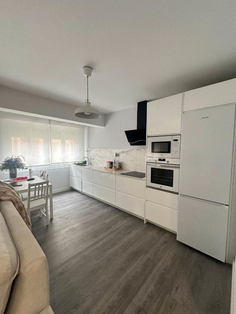 Kitchen of Flat for sale in  Logroño  with Air Conditioner and Heating