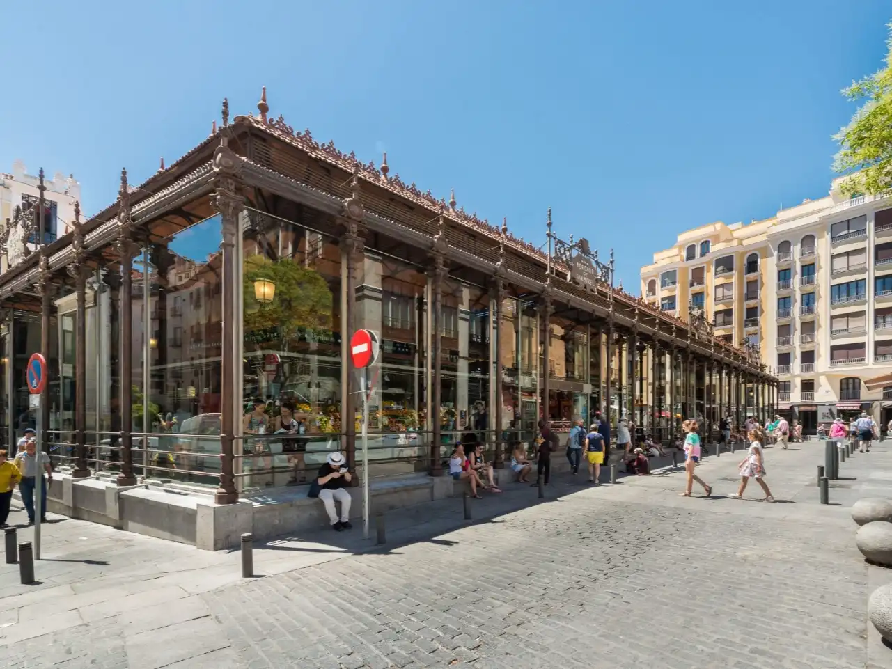 Vista exterior de Apartamento en venta en  Madrid Capital con Aire acondicionado