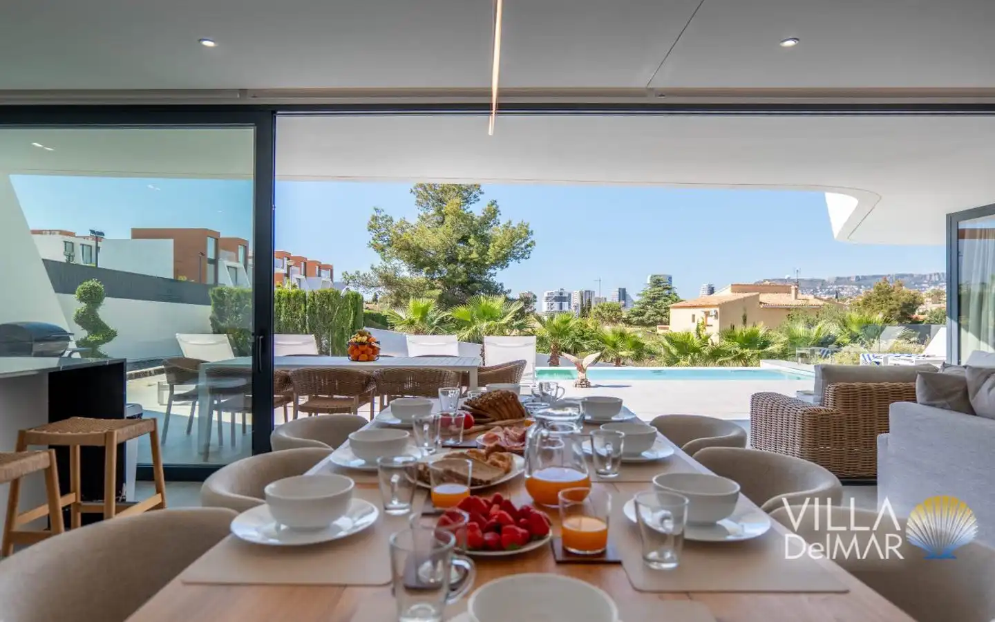 Dining room of Houses for sale in Calpe / Calp  with Air Conditioner, Heating and Private garden