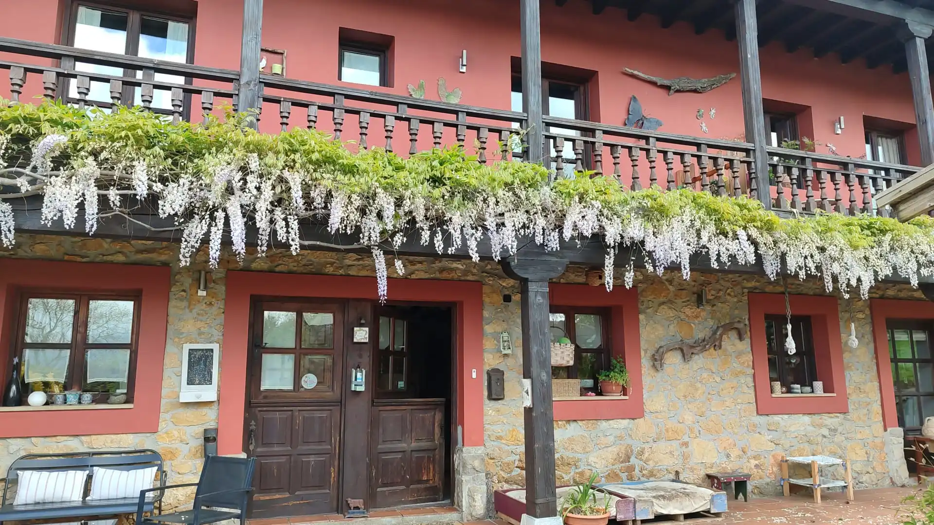 Casa o chalet en venta en Nava con Calefacción, Jardín privado y Parquet