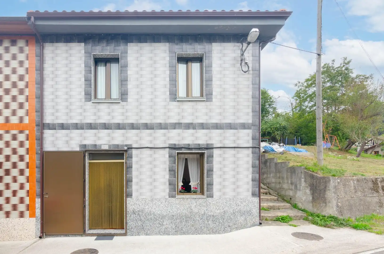 Vista exterior de Finca rústica en venda en Mieres (Asturias) amb Jardí privat i Moblat