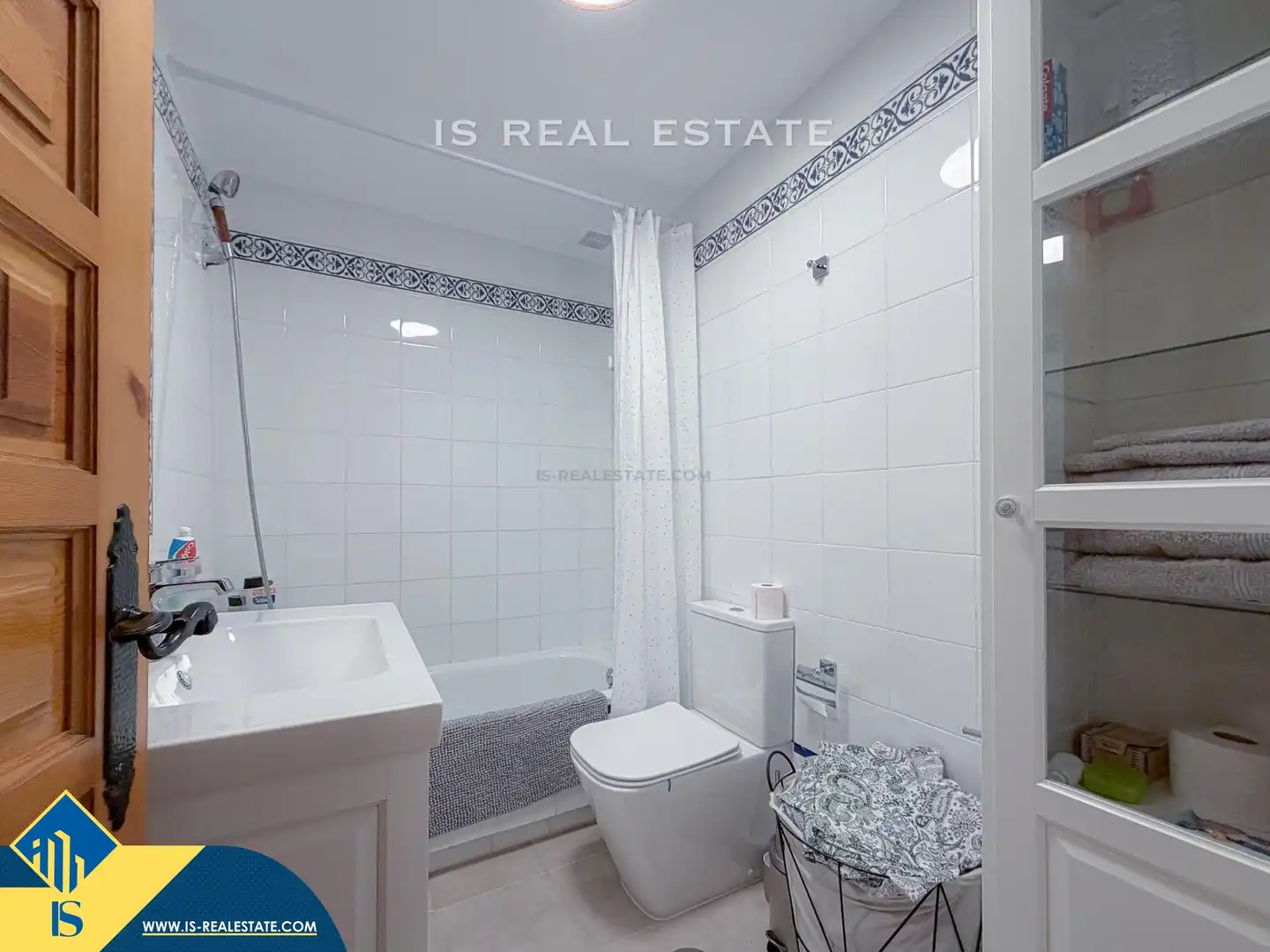 Badezimmer von Maisonette zum Verkauf in Torrevieja mit Terrasse, Möbliert und Fernseher