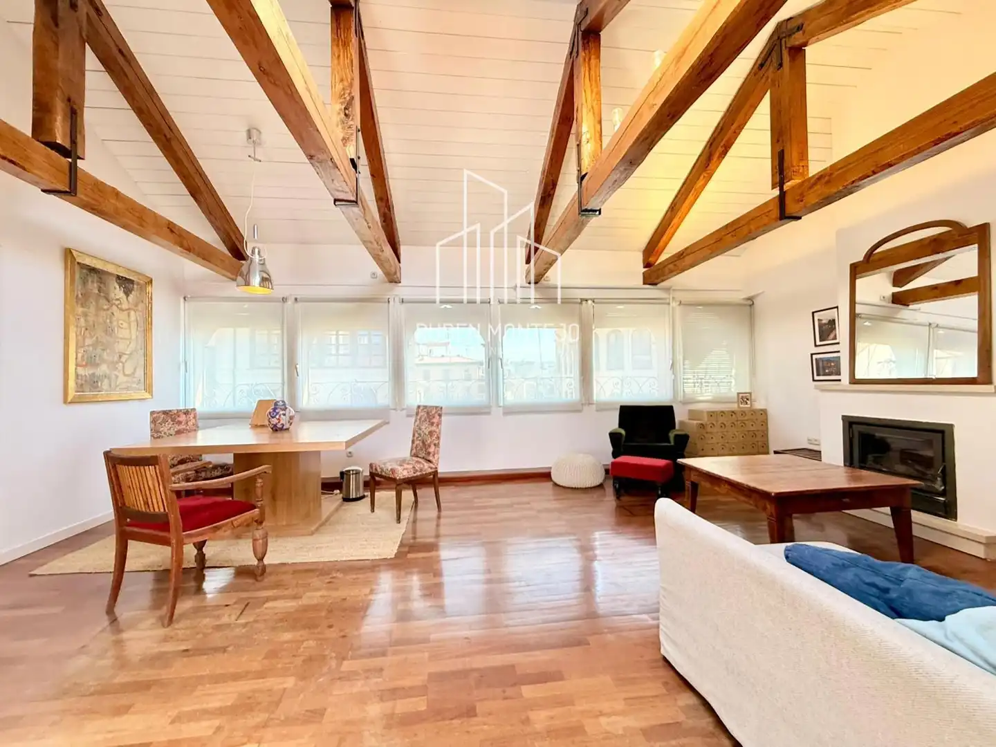 Living room of Attic for rent in Salamanca  with Air Conditioner, Heating and Terrace
