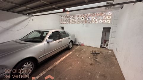 Plaza de Garaje Doble en Venta en Los Cristianos  Con Luz Propia, Cerrada y MultiusosEspacio, seguridad y rentabilidad en una ubic, immagine 3