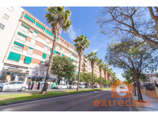 Local comercial en Alquiler en Maria Auxiliadora - Barriada de Llera