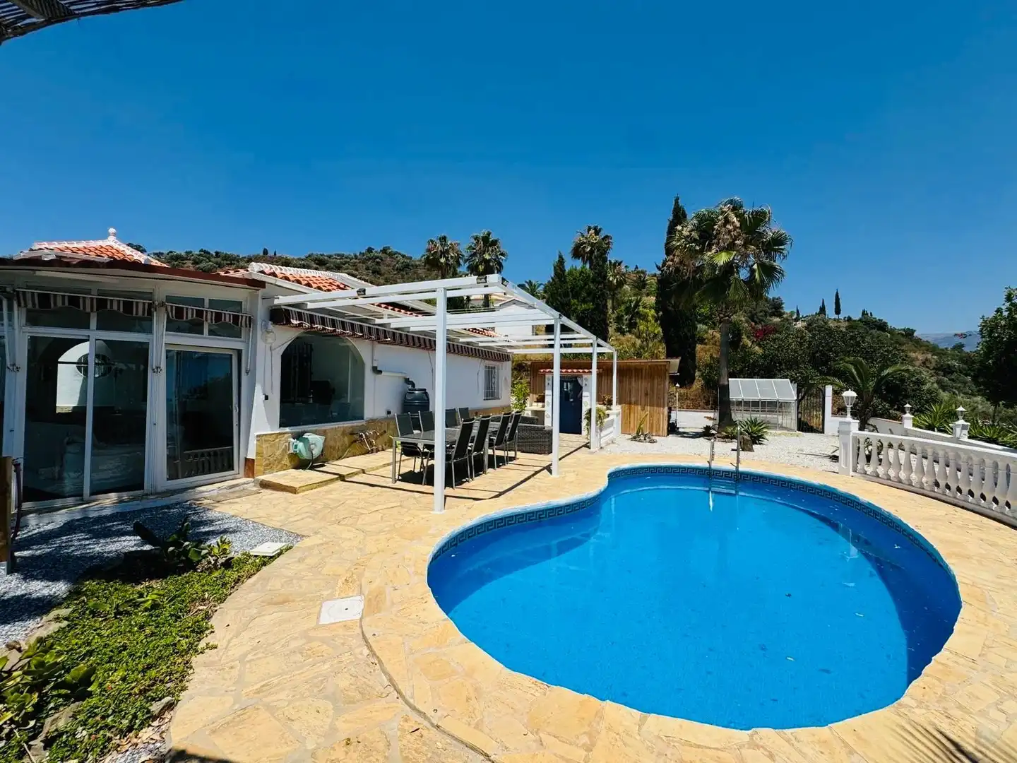 Piscina de Casa o xalet en venda en Arenas amb Aire condicionat, Jardí privat i Traster