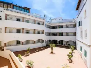 Außenansicht von Erdgeschoss zur Miete in Almuñécar mit Klimaanlage, Terrasse und Möbliert