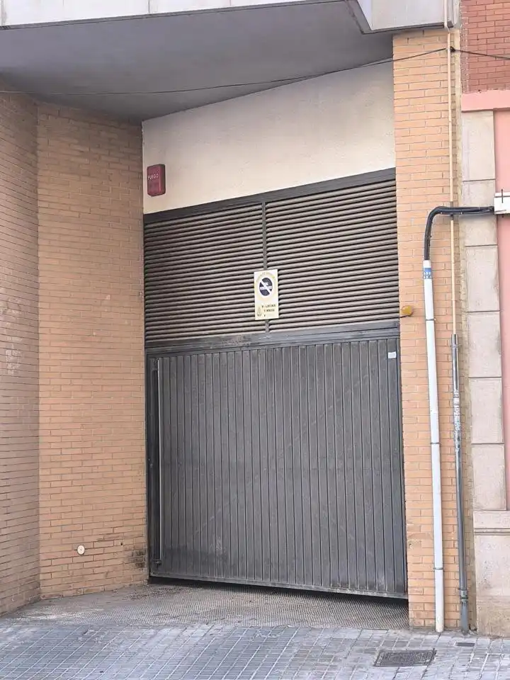 Garaje de alquiler en Moncada, Valencia