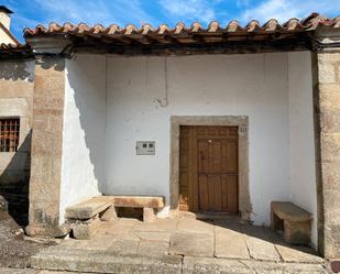 Vista exterior de Finca rústica en venda en Barruecopardo amb Jardí privat, Traster i Moblat