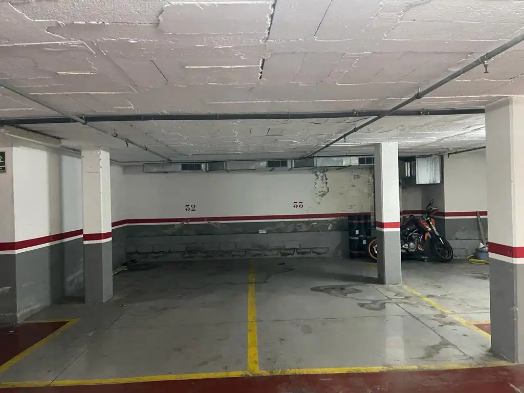 Parcheggio in vendita a Carrer de Calderón de la Barca, imagen 2