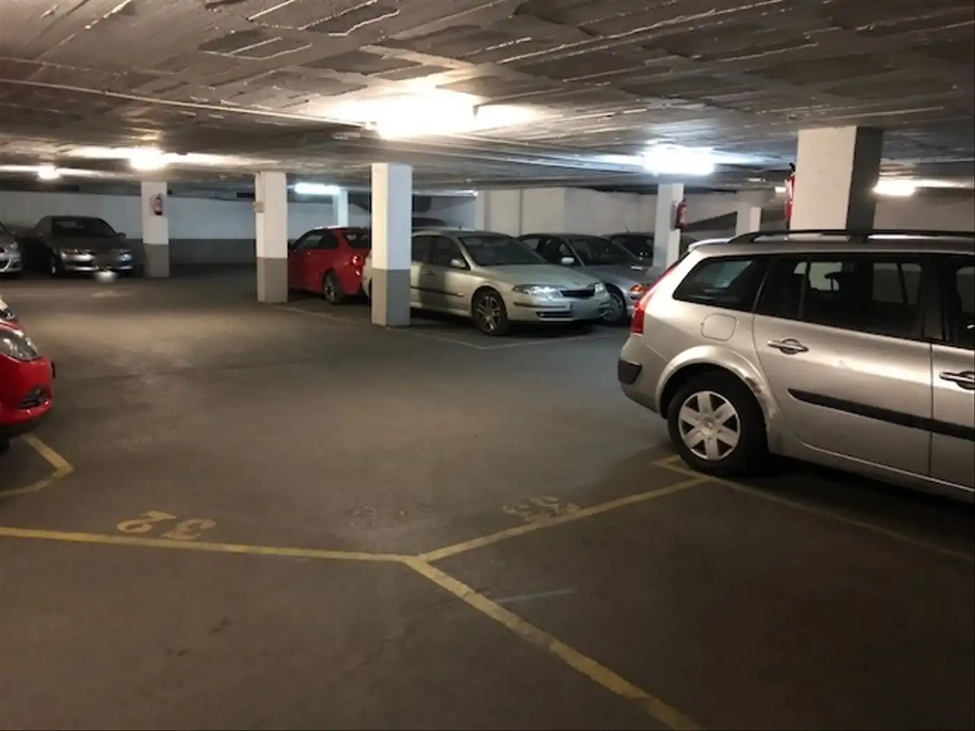 Parkplatz von Garage zur Miete in Barcelona