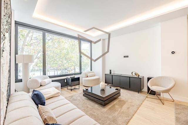 Piso en Venta en Paseo de la castellana en Cuatro Caminos - Azca