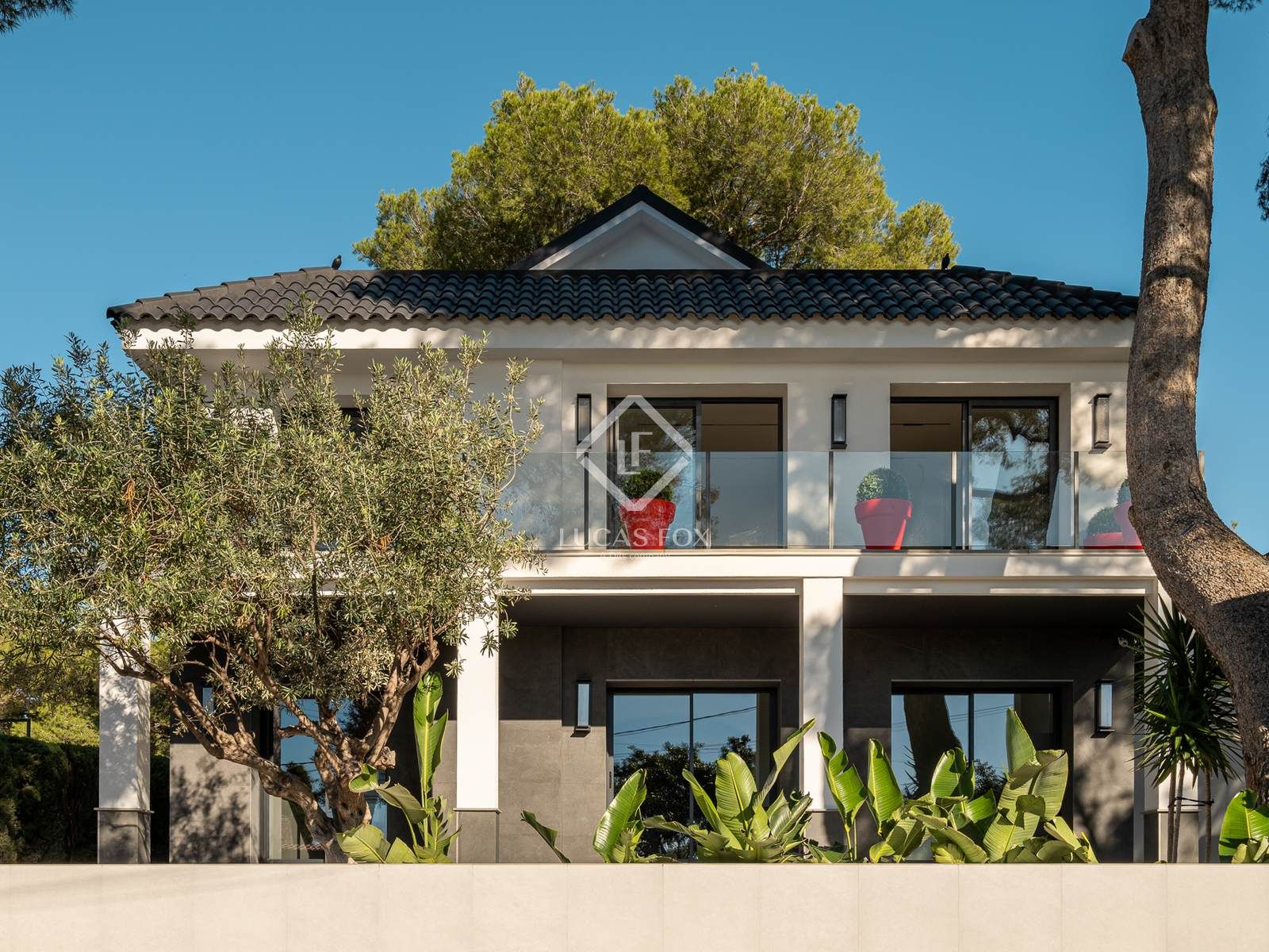 Exterior view of House or chalet for sale in Castelldefels  with Air Conditioner, Private garden and Storage room