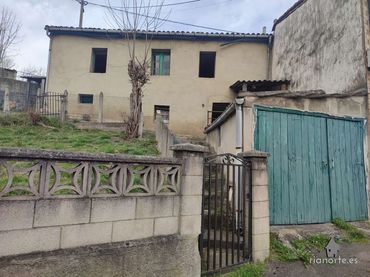 Casa con jardín en venta en Cuesta La Peña