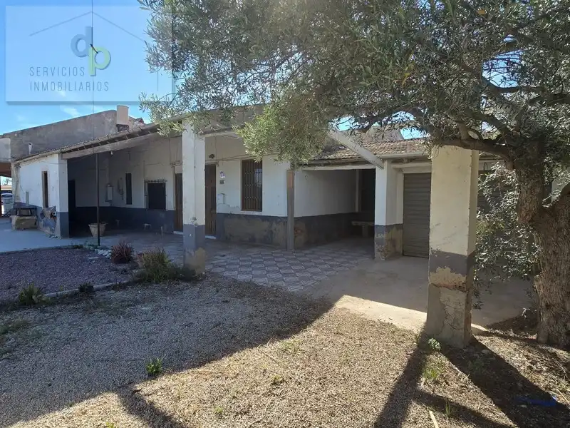Casa con jardín en venta en N/A