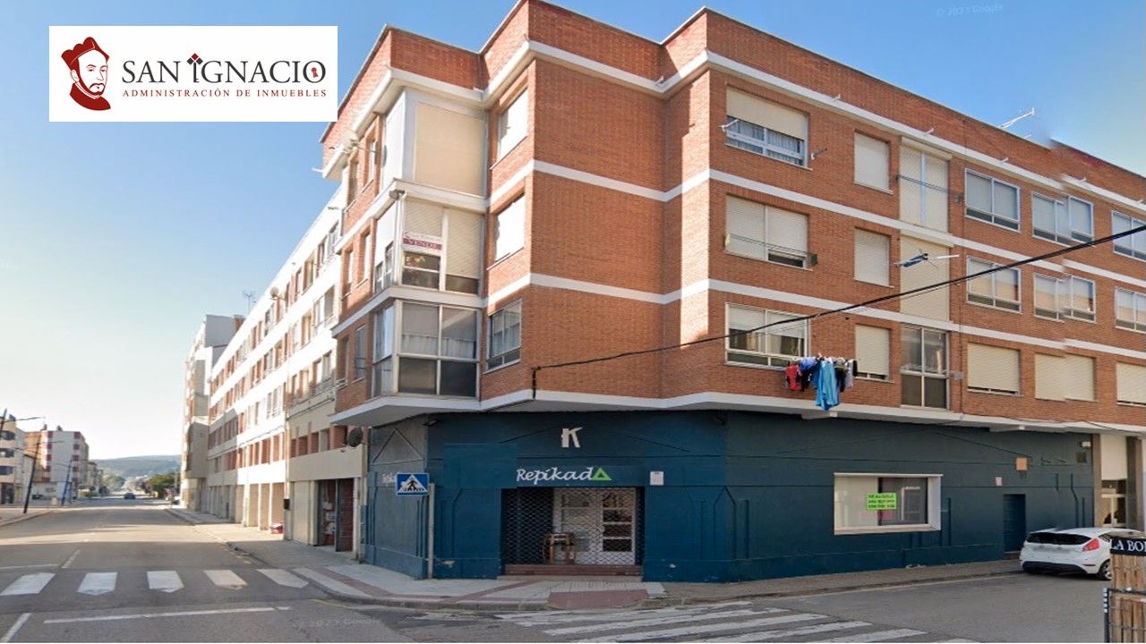 Exterior view of Apartment for sale in Villarcayo de Merindad de Castilla la Vieja  with Terrace and Furnished