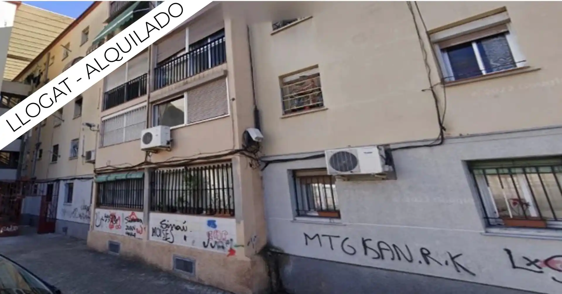 Piso en venta en Carrer BADAJOZ
