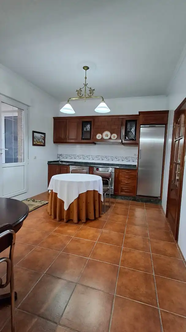 Cocina de Casa o chalet en venta en A Pobra do Caramiñal con Aire acondicionado, Calefacción y Jardín privado