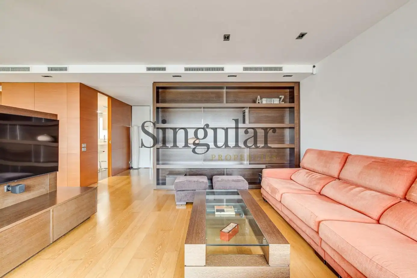 Sala de estar de Ático en venta en Barcelona con Calefacción, Parquet y Terraza
