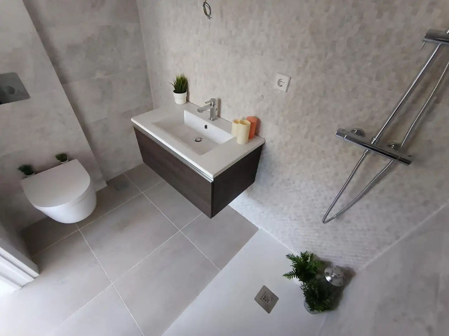 Badezimmer von Wohnung zum Verkauf in Murcia mit Privatgarten, Terrasse und Abstellraum