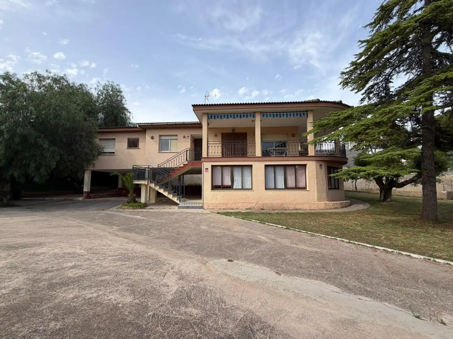Vista exterior de Casa o chalet en venta en Torrent con Jardín privado, Terraza y Trastero