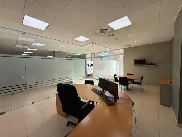Local en venta en Sabadell
