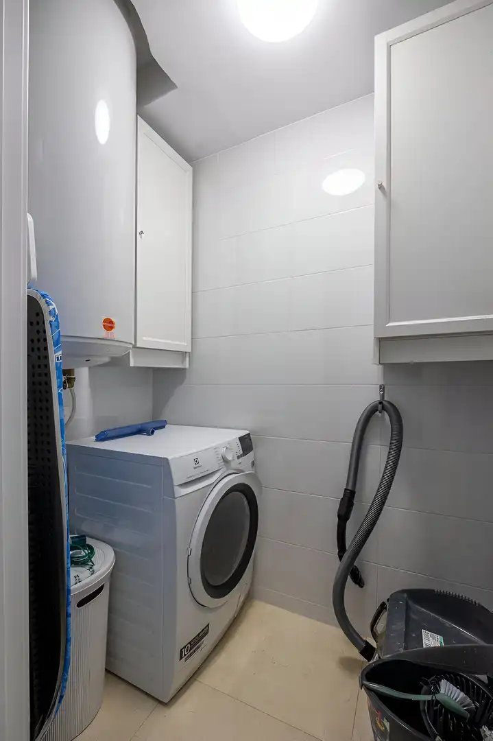 Badezimmer von Erdgeschoss zum Verkauf in Mijas mit Klimaanlage, Terrasse und Schwimmbad