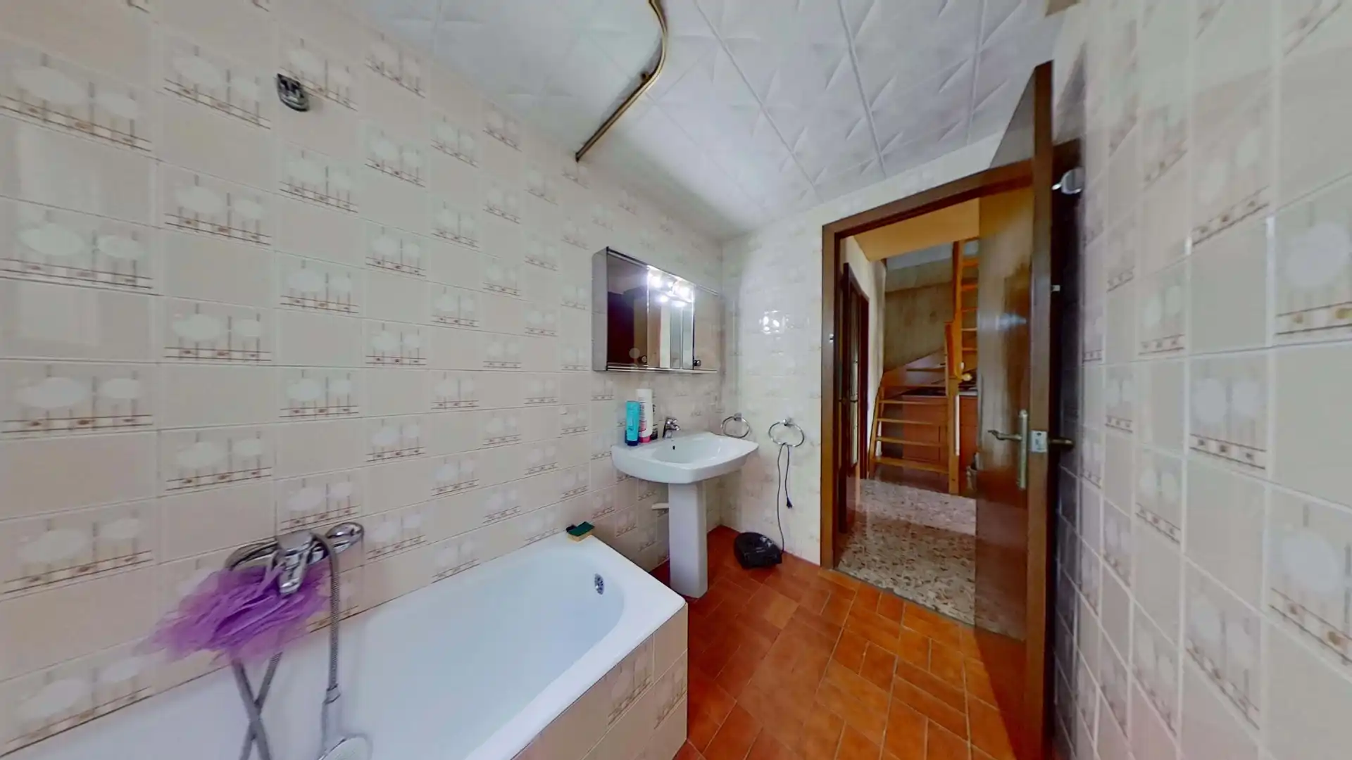 Badezimmer von Wohnung zum Verkauf in Ulldecona mit Klimaanlage und Terrasse