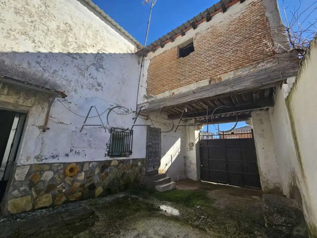 Exterior view of Houses for sale in Lominchar  with Storage room