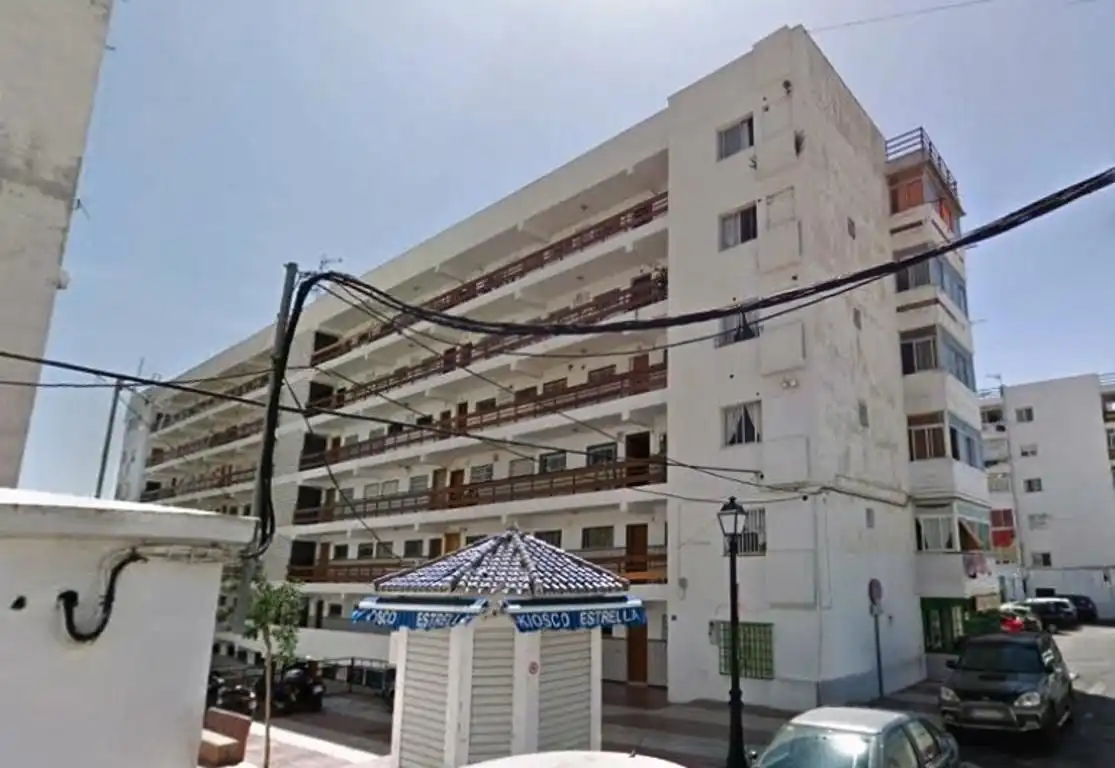 Vista exterior de Pis en venda en Marbella amb Aire condicionat, Calefacció i Parquet