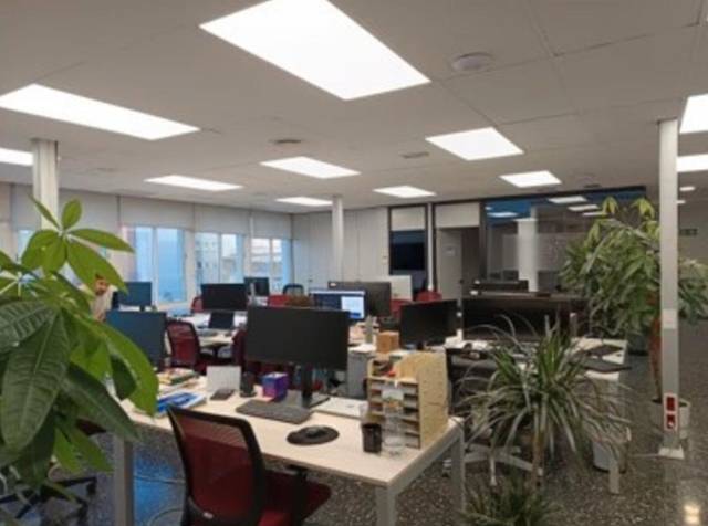 Oficina en Alquiler en Carrer de Galileu en Barri de les Corts