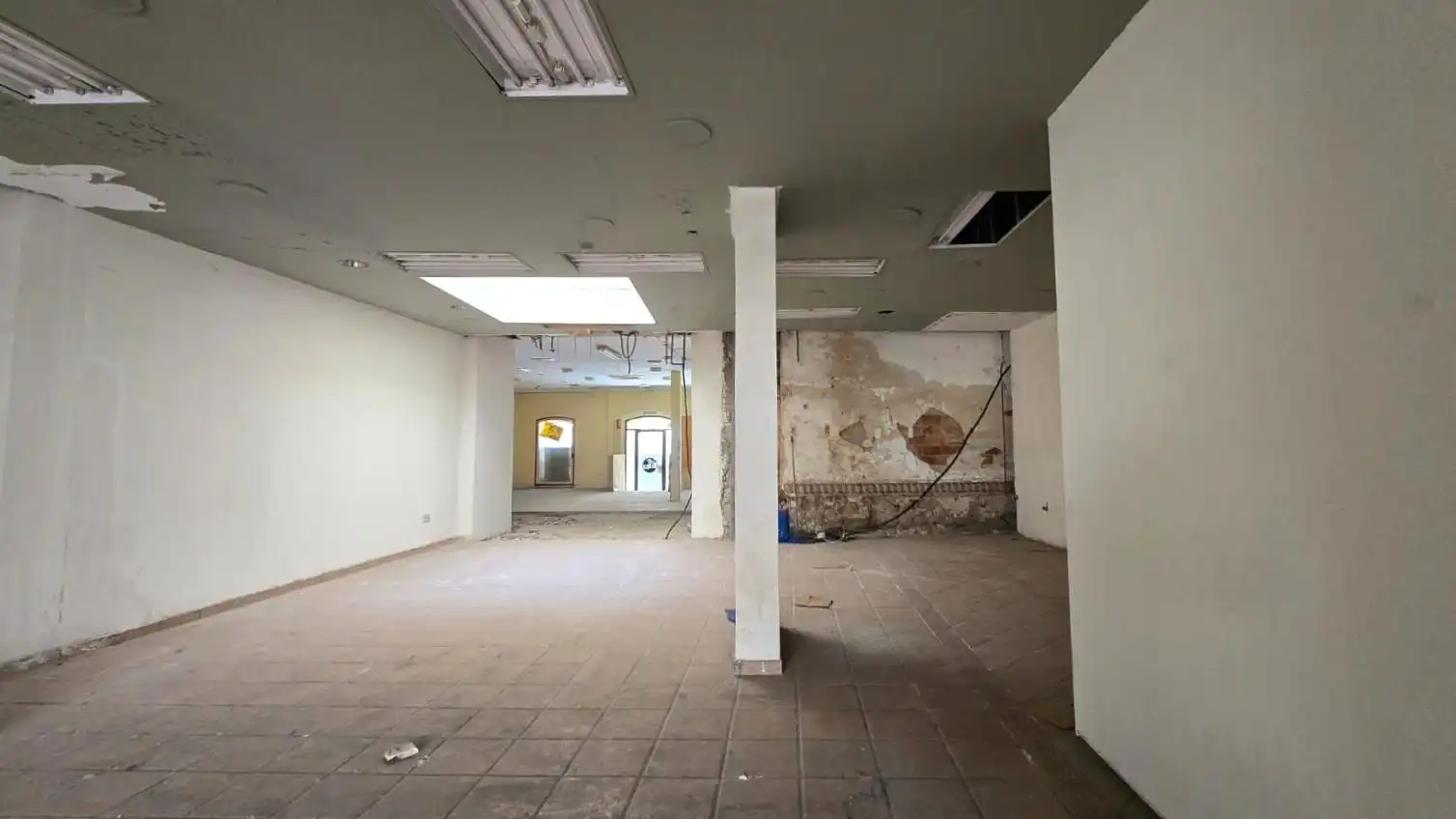 Local comercial en venda a Calle REY, imagen 8