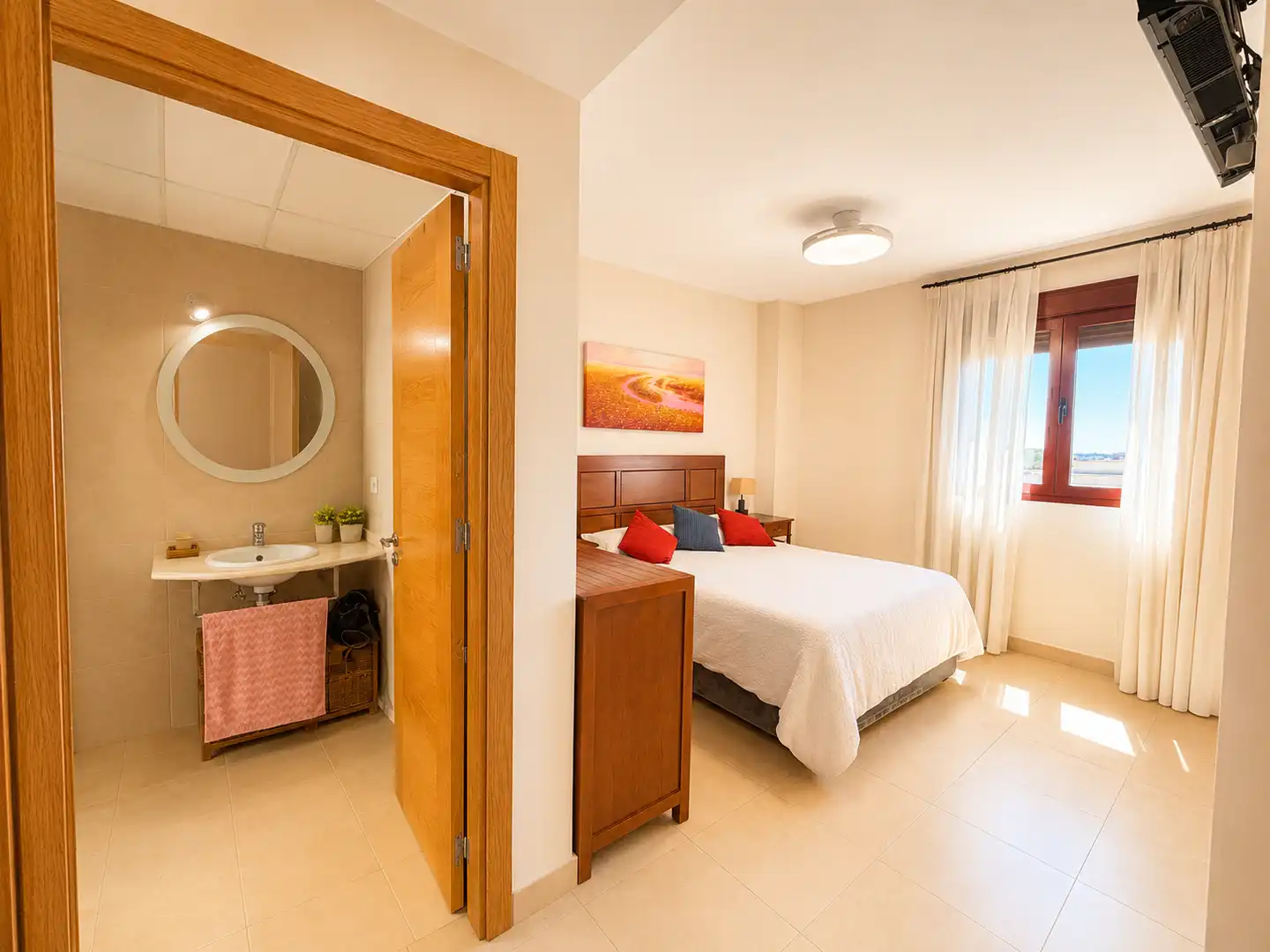 Bedroom of Flat for sale in Sevilla  with Air Conditioner and Community pool