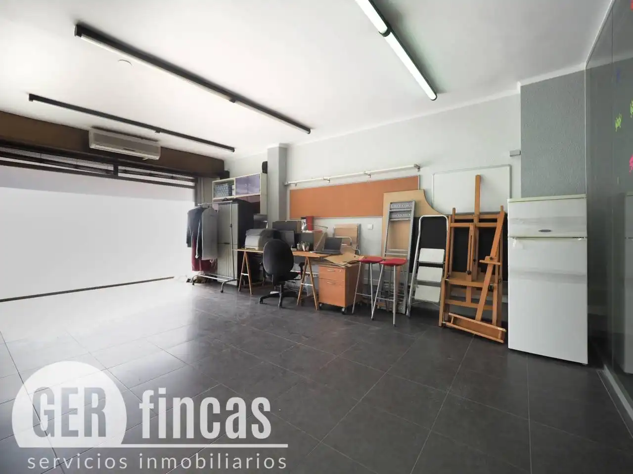 Local comercial en venda a Calle Monturiol, imagen 4