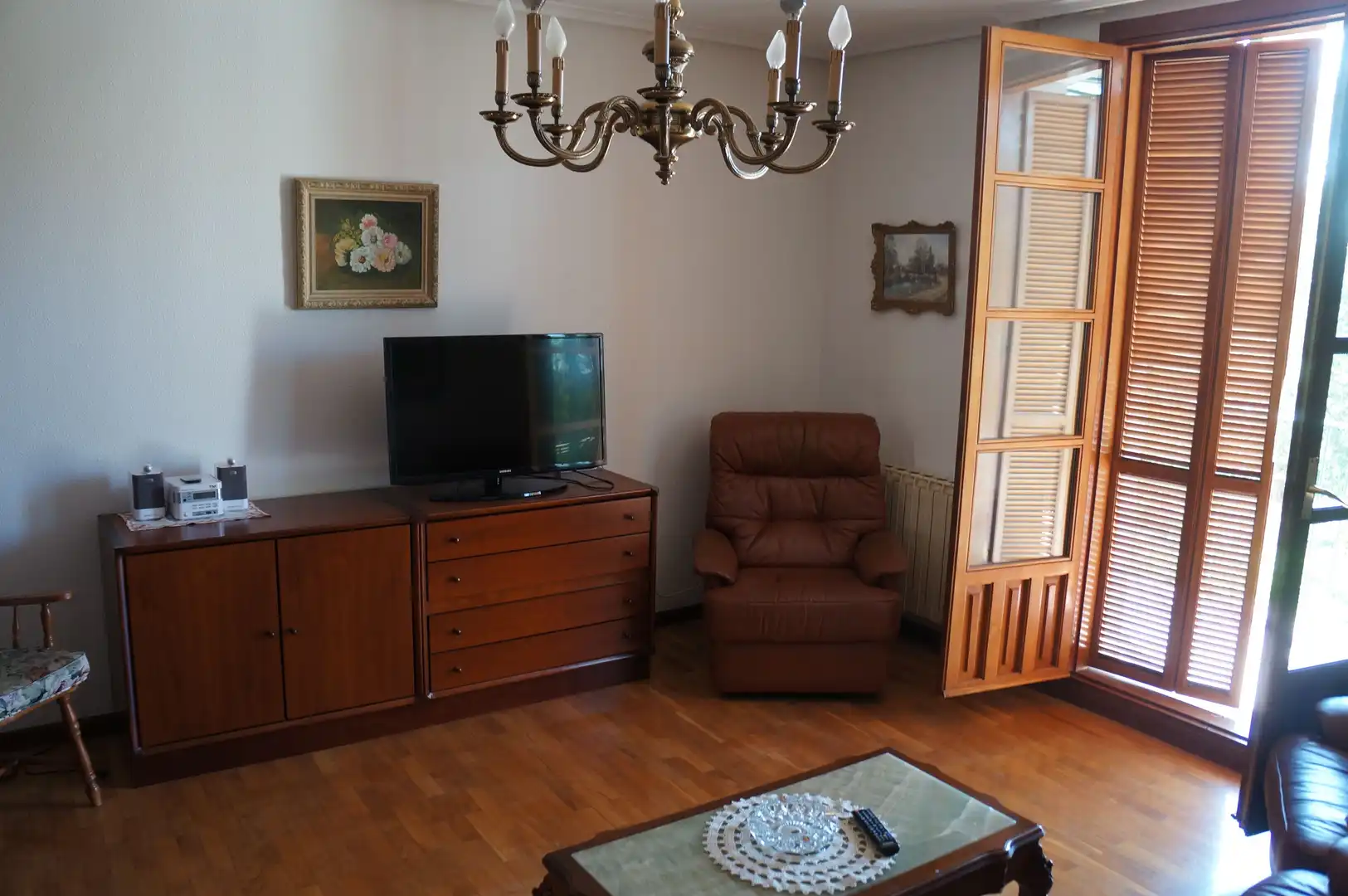 Sala de estar de Casa o chalet en venta en Fuenmayor con Calefacción y Terraza