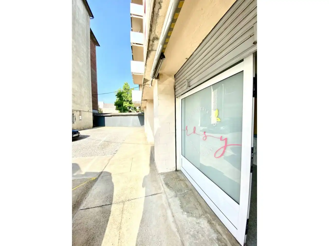 Gewerbefläche zum Verkauf in Avenida SANTA COLOMA, imagen 2