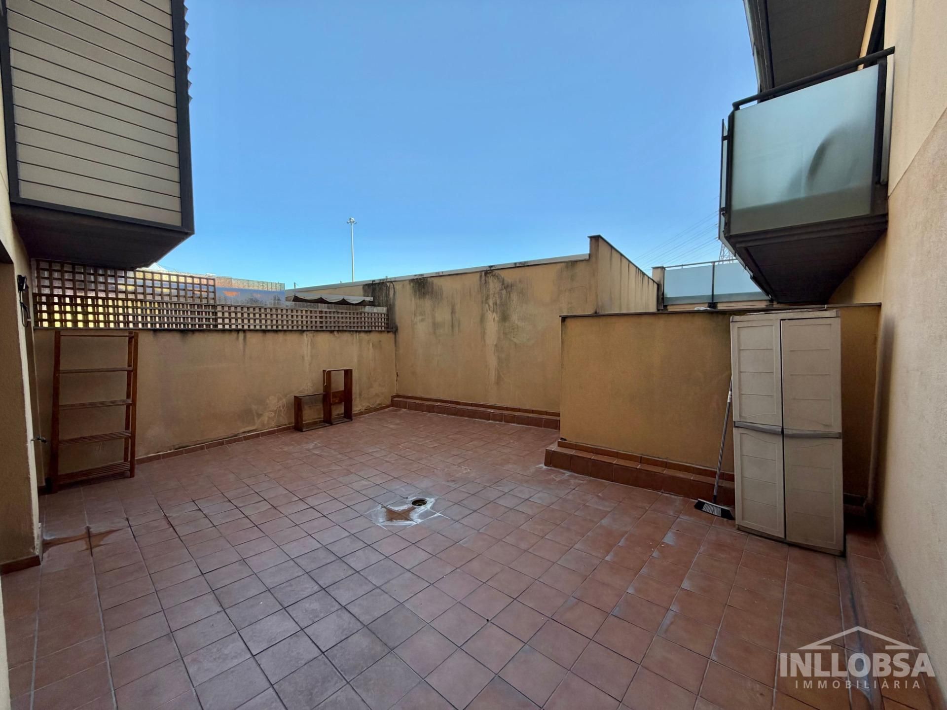 Terrasse von Erdgeschoss zum Verkauf in Manresa mit Klimaanlage, Heizung und Parkett