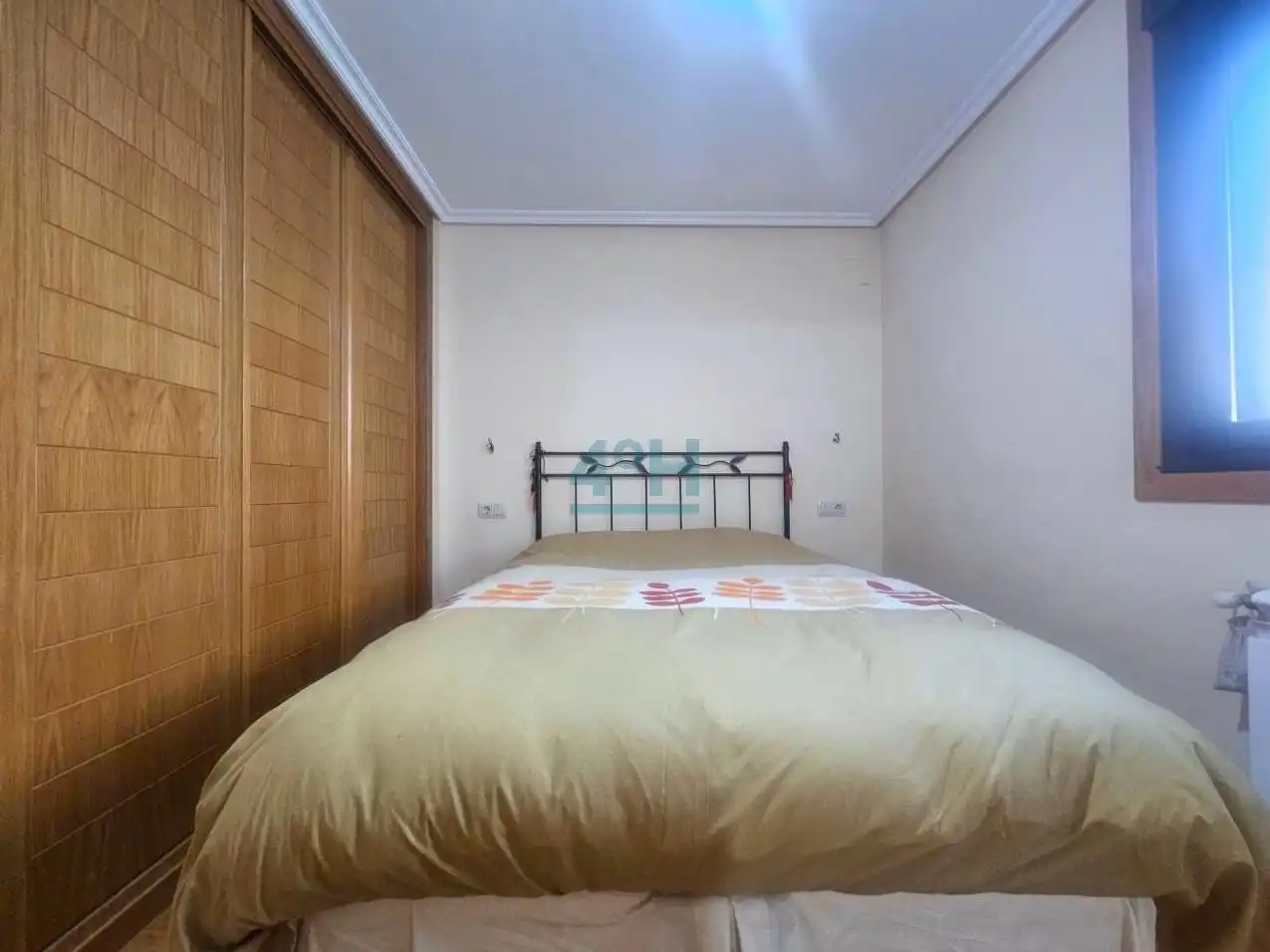 Schlafzimmer von Erdgeschoss zum Verkauf in Barbadás mit Heizung