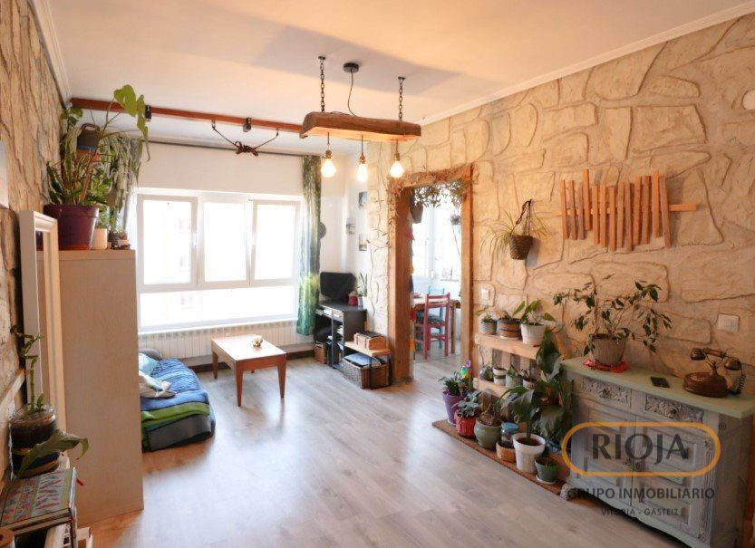 Living room of Flat for sale in Vitoria - Gasteiz