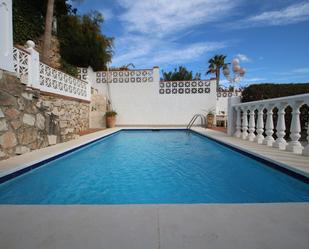 Swimming pool of House or chalet for sale in Fuengirola  with Air Conditioner, Terrace and Swimming Pool