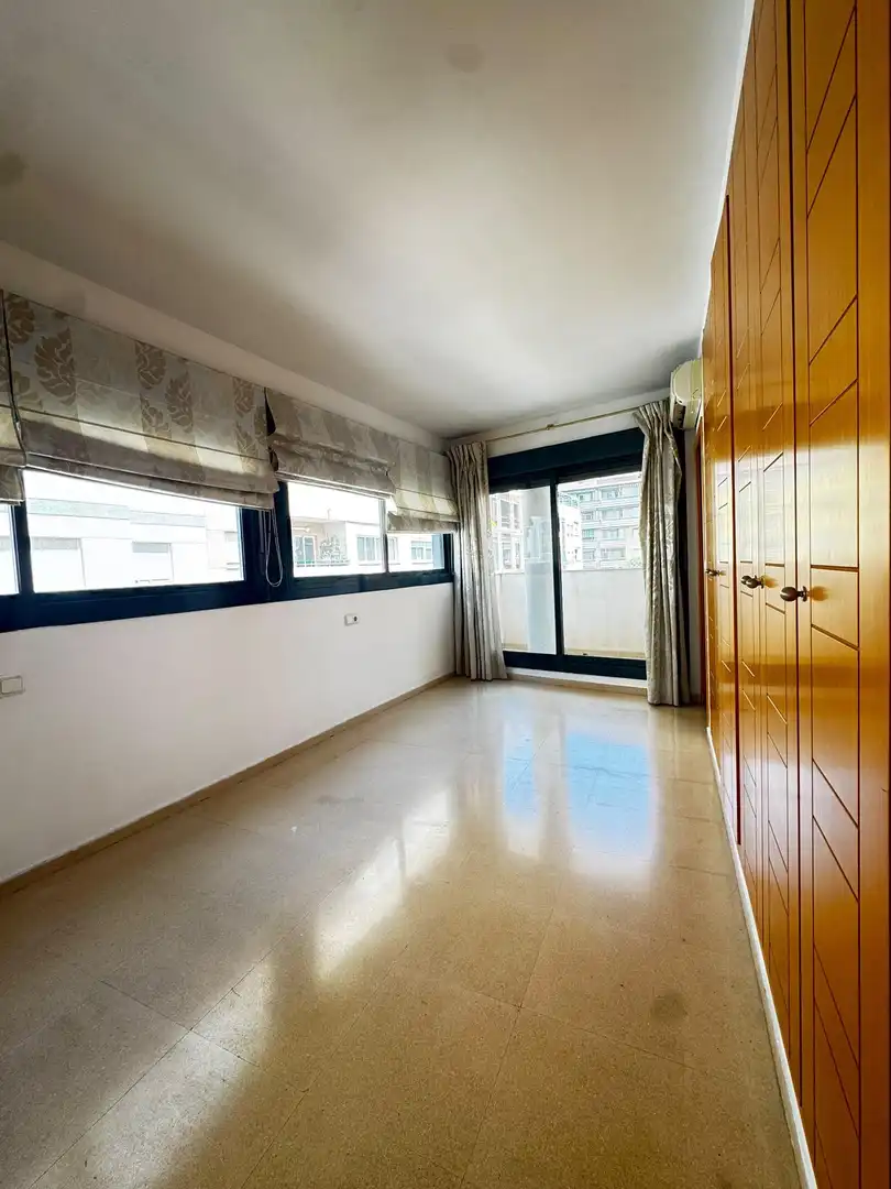 Dormitori de Apartament en venda en Dénia amb Aire condicionat, Calefacció i Jardí privat