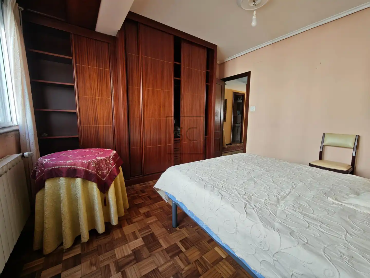 Habitación de Piso en venta en Ferrol con Calefacción, Trastero y Amueblado
