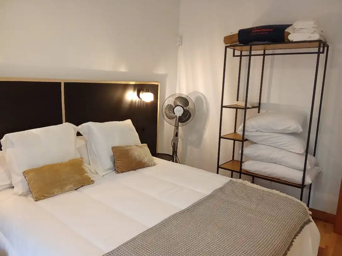 Habitación de Piso en venta en Torrelavega  con Calefacción, Parquet y Amueblado