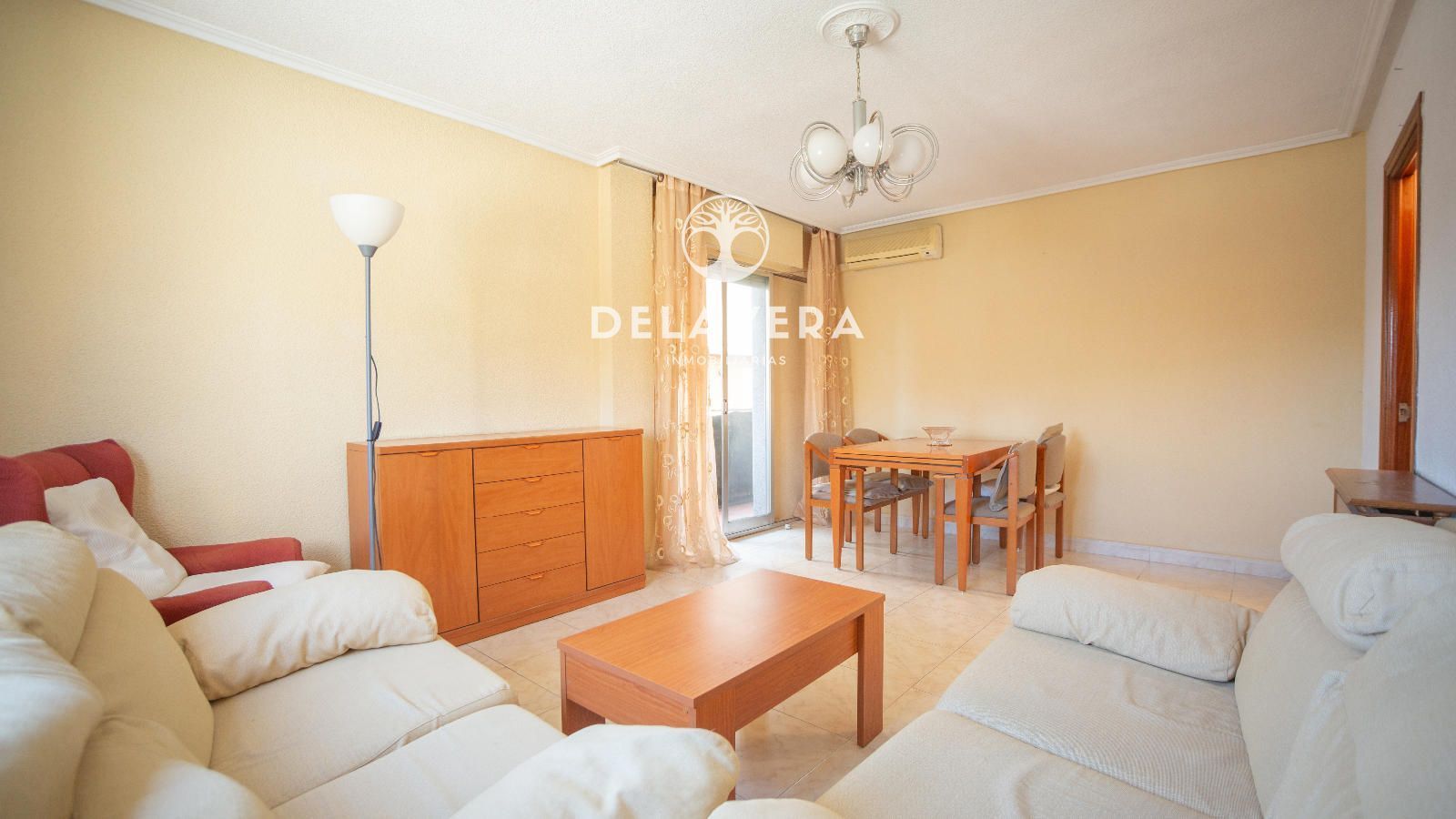 Vista exterior de Pis en venda en Alcorcón amb Aire condicionat, Calefacció i Terrassa