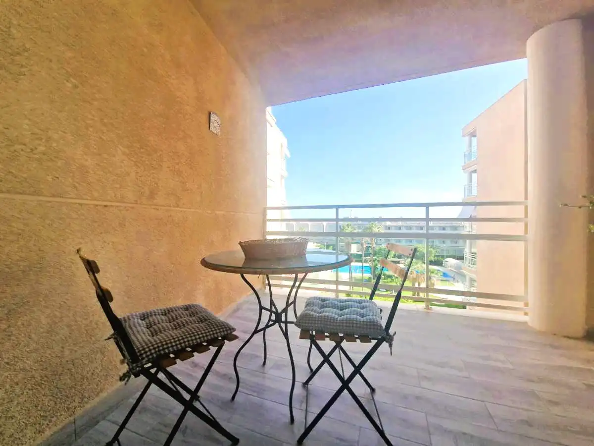 Appartement compact avec piscine à vendre à Carrer Mare Nostrum