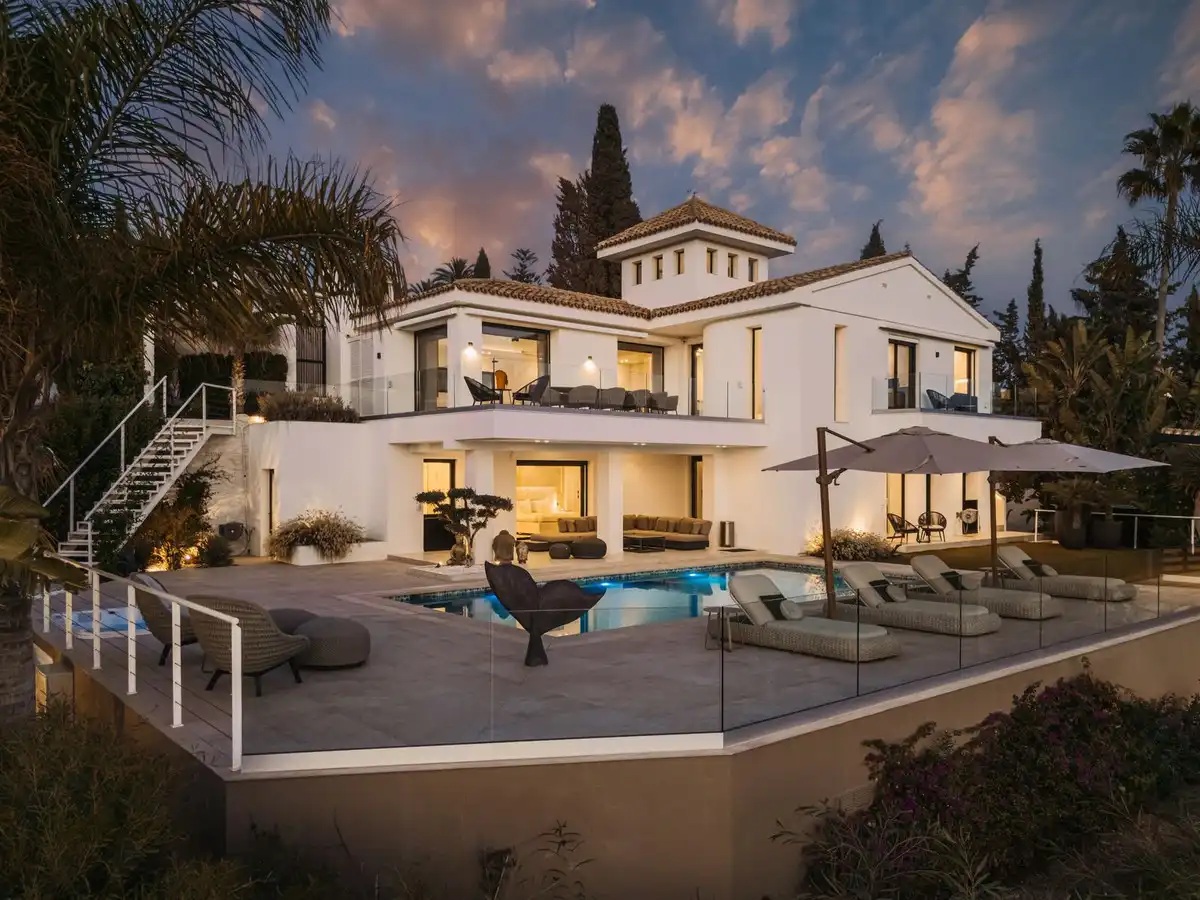Terrassa de Casa o xalet en venda en Marbella amb Aire condicionat, Jardí privat i Terrassa